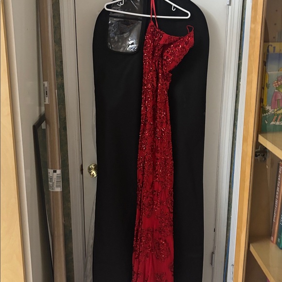 Blondie Nites Red One-Shoulder Gown - Picture 4 of 9